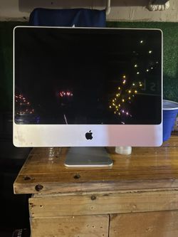 Apple Desk Top