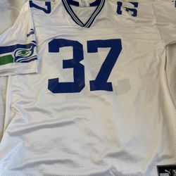 2001 Vintage Shaun Alexander Autographed Seahawks Jersey