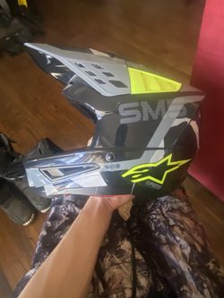 adult medium riding helmet/ dirtbiking
