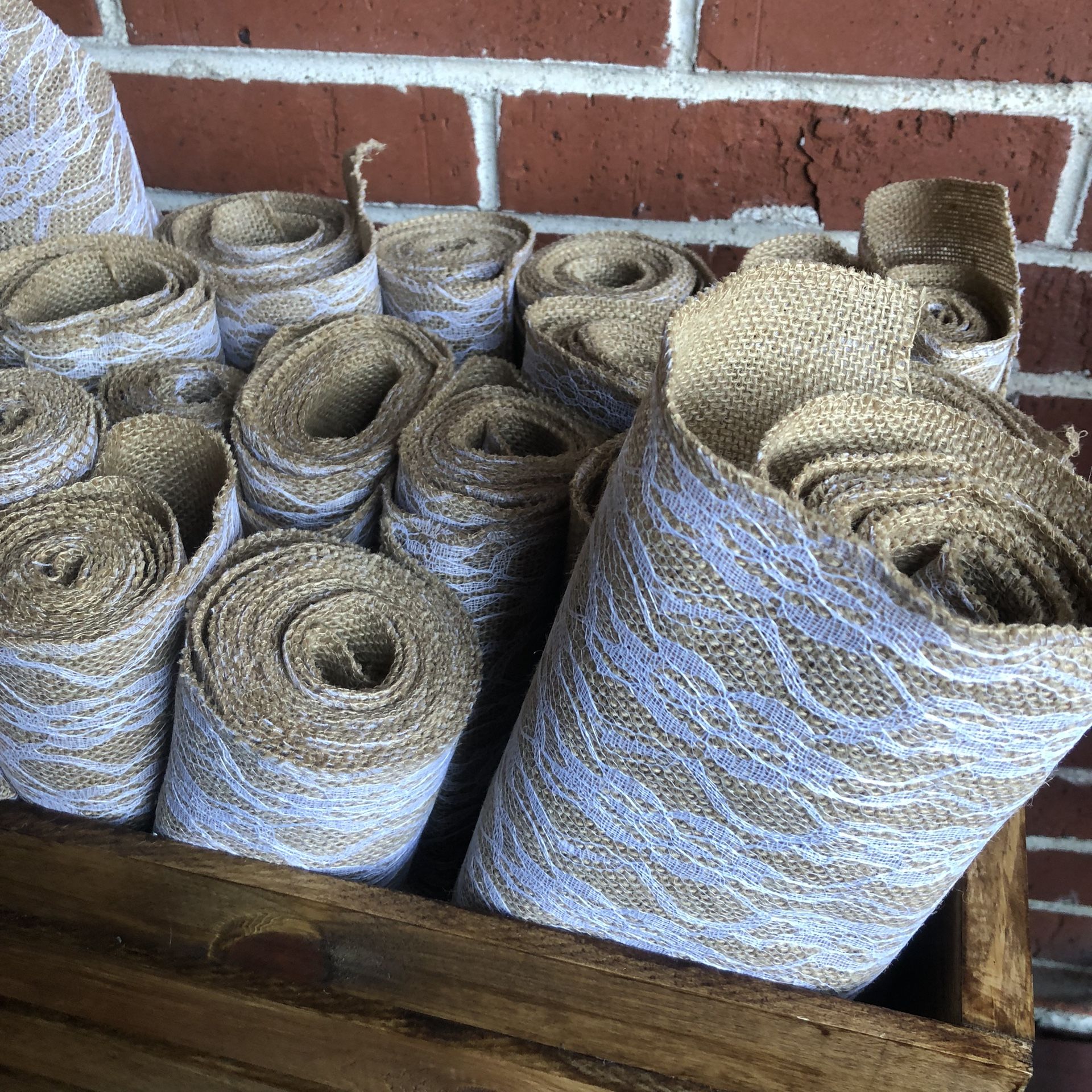 Lace Burlap Rolls