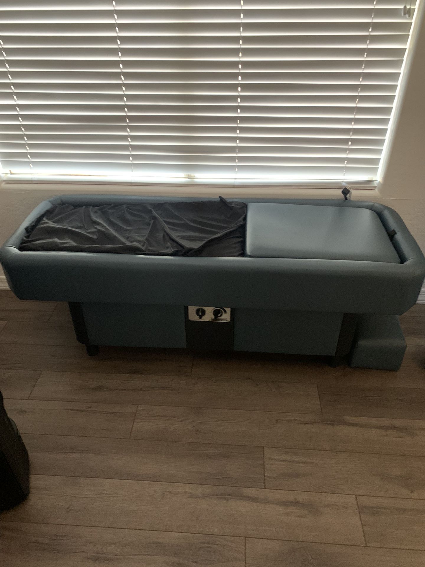 Sidmar S10 Hydromassage Table
