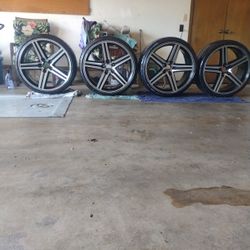 22 Inch Irocs Blalack Deep Dish