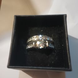 Beautiful Cubic Zirconia Wedding Engagement Ring Set 