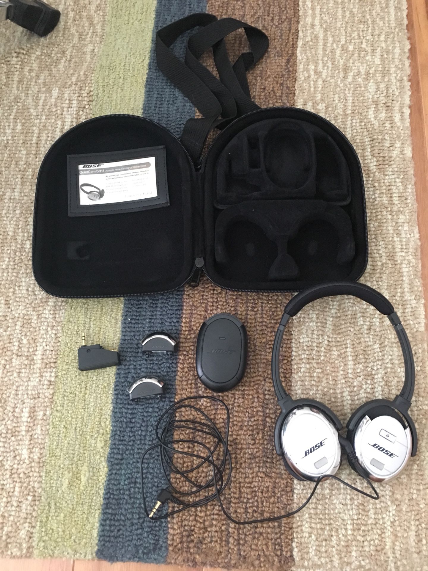 Bose noise canceling headphones QuietComfort 3