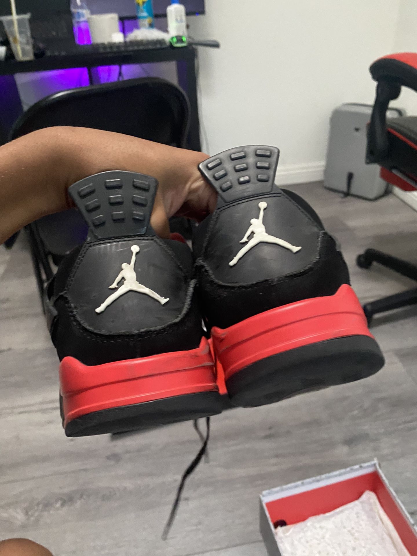Jordan 4