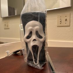 Scream 7 Grippr Cup with Straw Cinemark Exclusive