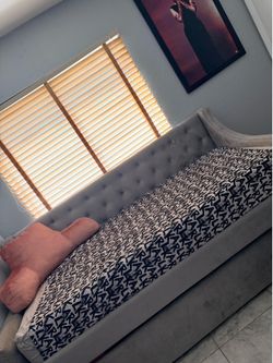 Twin Day Bed