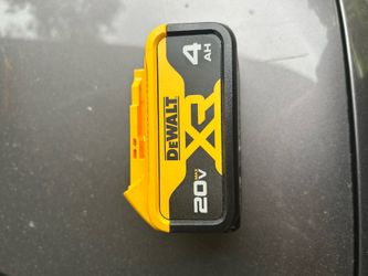 Dewalt 20V MAX XR 4AH Battery