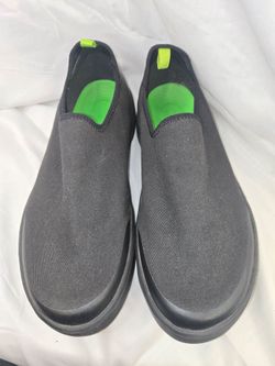 OOFOS Sneaker