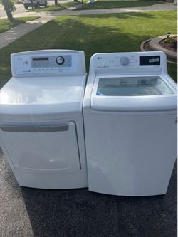 LG washer and gas dryer set