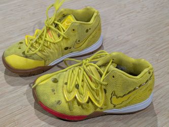 Nike Kyrie Irving  SpongeBob toddler shoes 12c