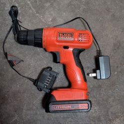 Black + Decker 20v Drill 