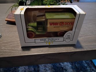 Winn-Dixie American Supermarket Piggy Bank 1931 Delivery Truck Bank New
