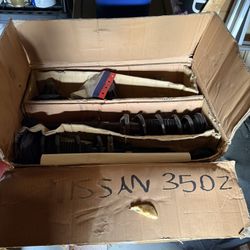 350Z Front RSR Lowering Springs And OEM Struts