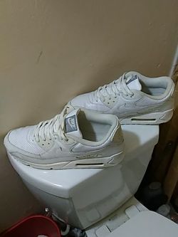 Men's Nike Air Max gym shoes/SIZE 13