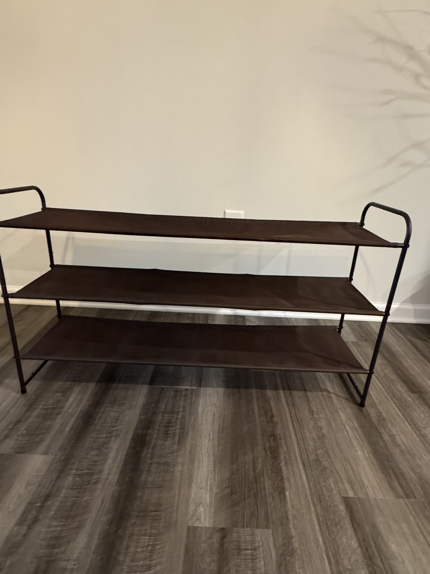 Shoe rack