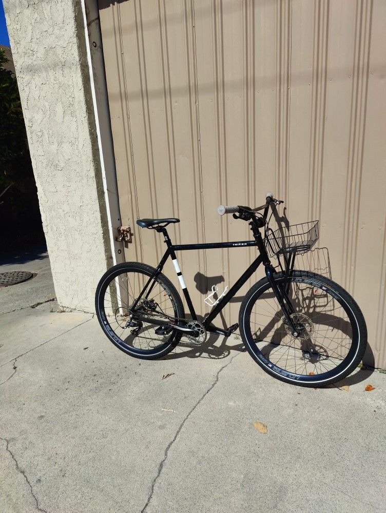 Twin 6 Rando Touring/Commuter Bike
