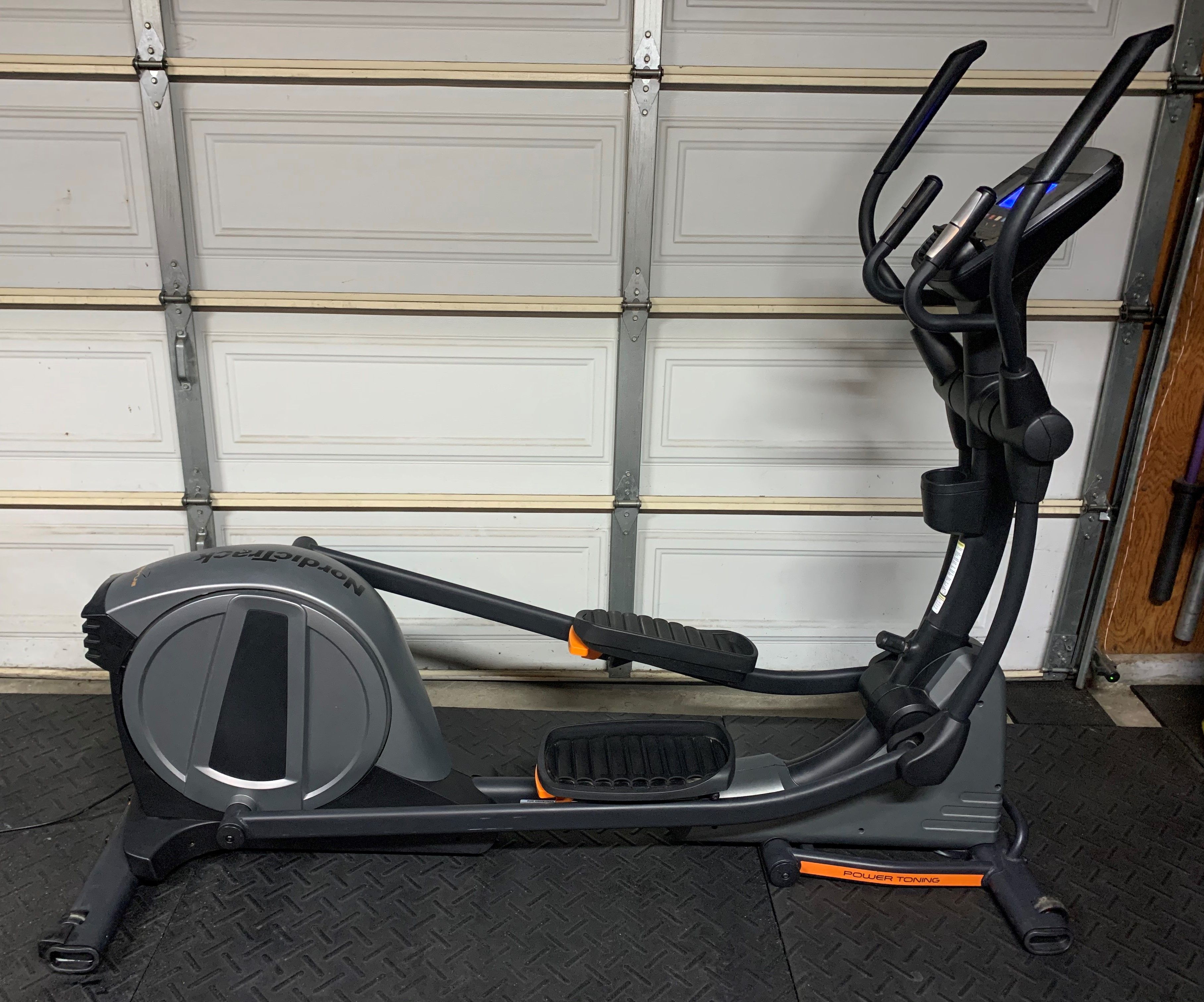 NordicTrack E7.7 Elliptical Cross-Trainer Exercise Workout Machine Cardio Fitness Treadmill