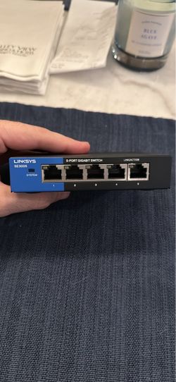 Linskys SE3005 switch