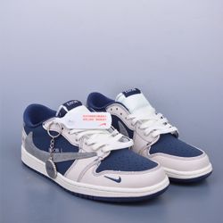 New Nike Sneakers