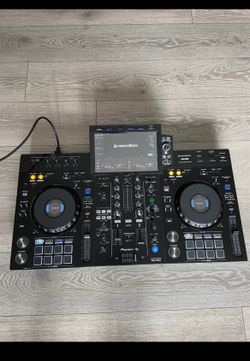 PIONEER XDJ-RX3 LIKE NEW PROFESSIONAL DJ CONTROLLER