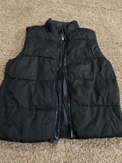 Boys puffer vest size 8