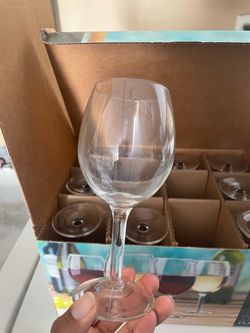 10 wine glasses