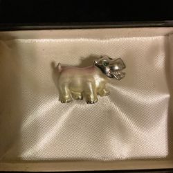 Vintage Silver Tone Small Elephant Brooch W/ Green Crystal Eyes
