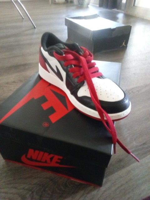Nike