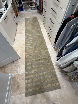 Area Rug 2’6”x12’