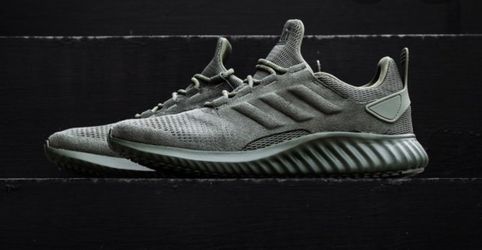 Adidas Alphabounce CR sz 9.5