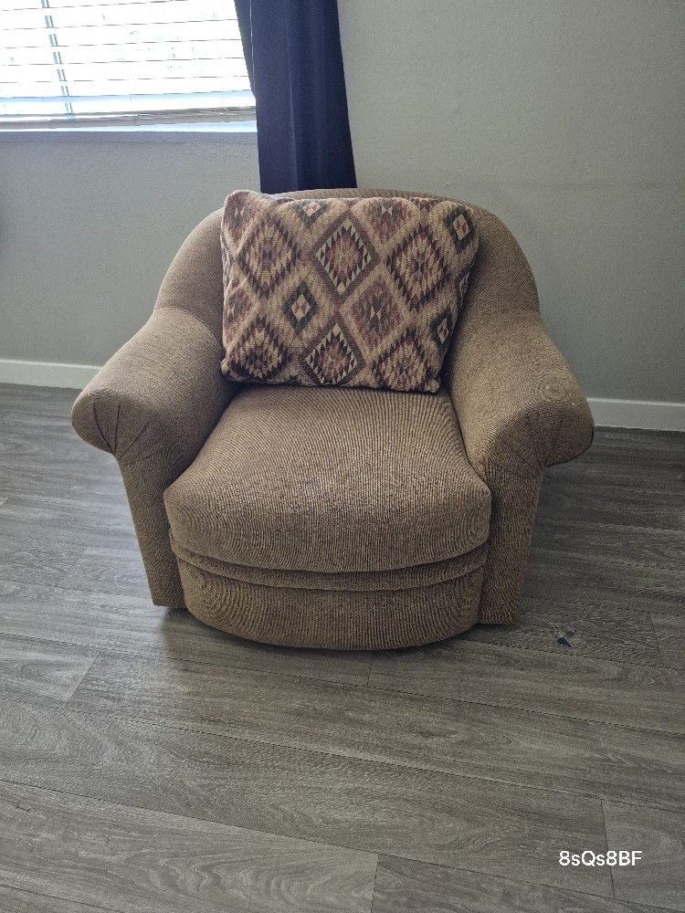 Swivel Chair x2