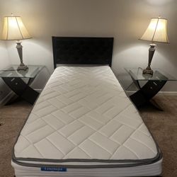 Twin mattress 
