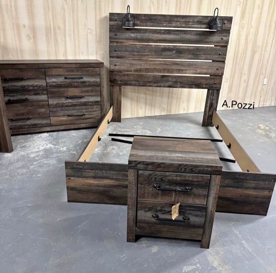 AP🎉 Multi Panel Bedroom Set- 3-Piece (Bed, Dresser, Nightstand) Financing & Delivery Available