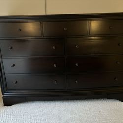 Restoration Hardware Four Piece Bedroom Set (includes 2 Nightstands And Mattress)