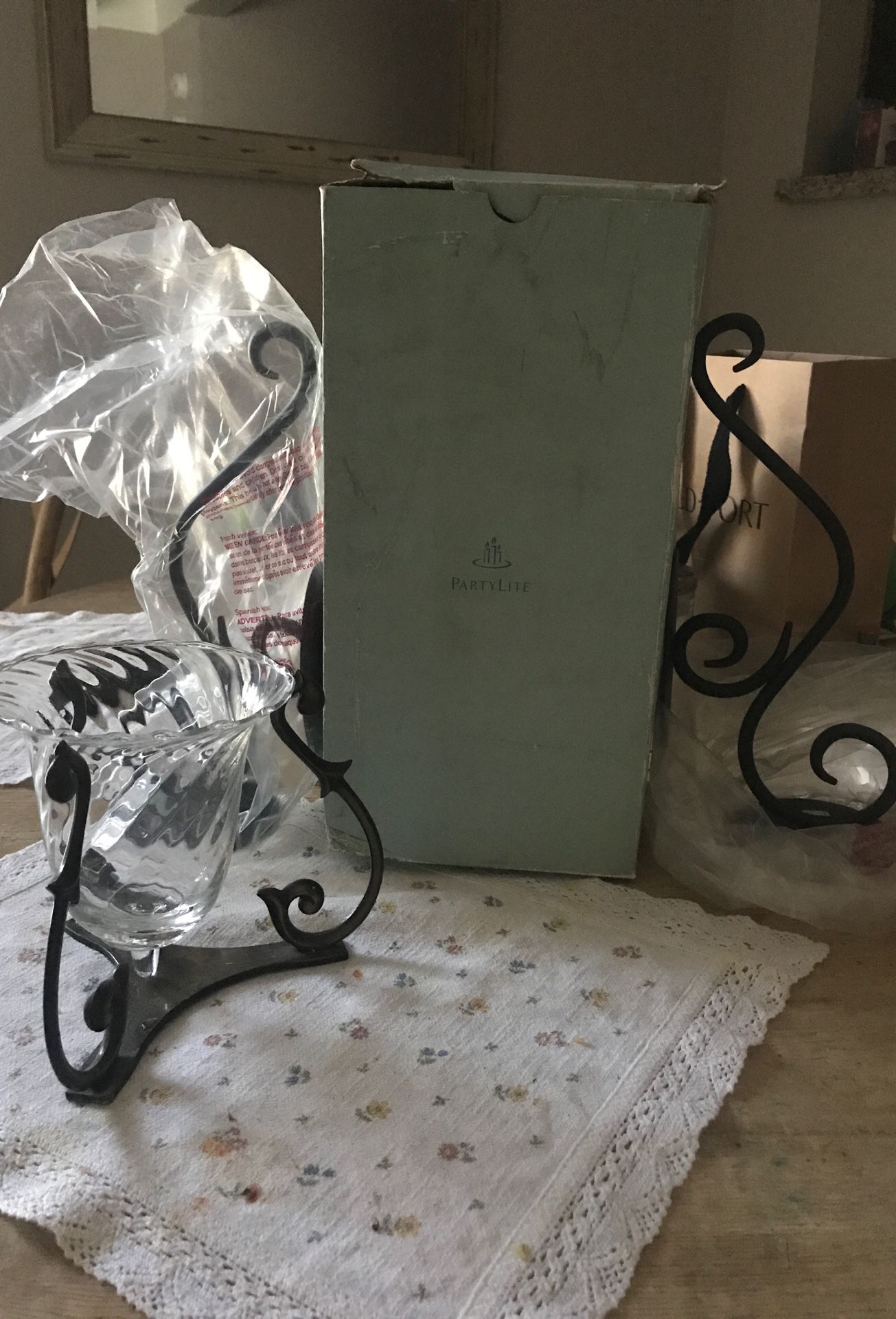 Partylite Hearthside Black Wrought Iron Wall Set of 2 Candle Sconces And a tea light holder