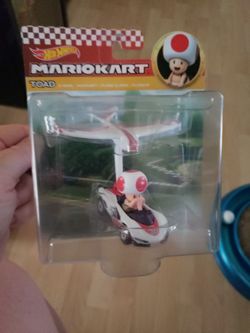 Hot Wheels Mario Kart Toad