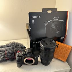SONY A7Sii 24-70 g master lens