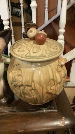 Vintage pottery pot  signed from 1980