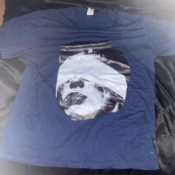 Graphic tee