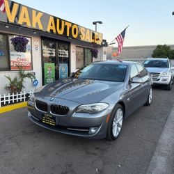 2012 BMW 5 Series 535i xDrive Sedan 4DR 