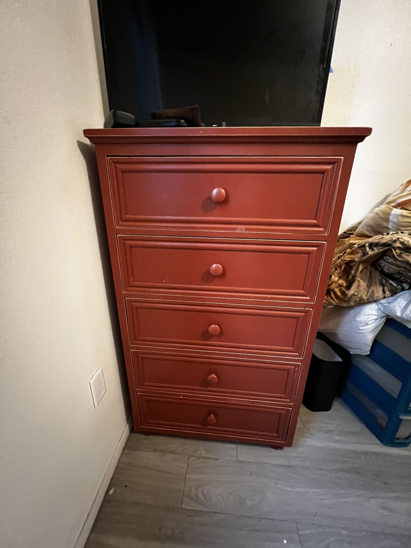 USED DRESSER