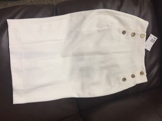 Brand New HM skirt Size 4