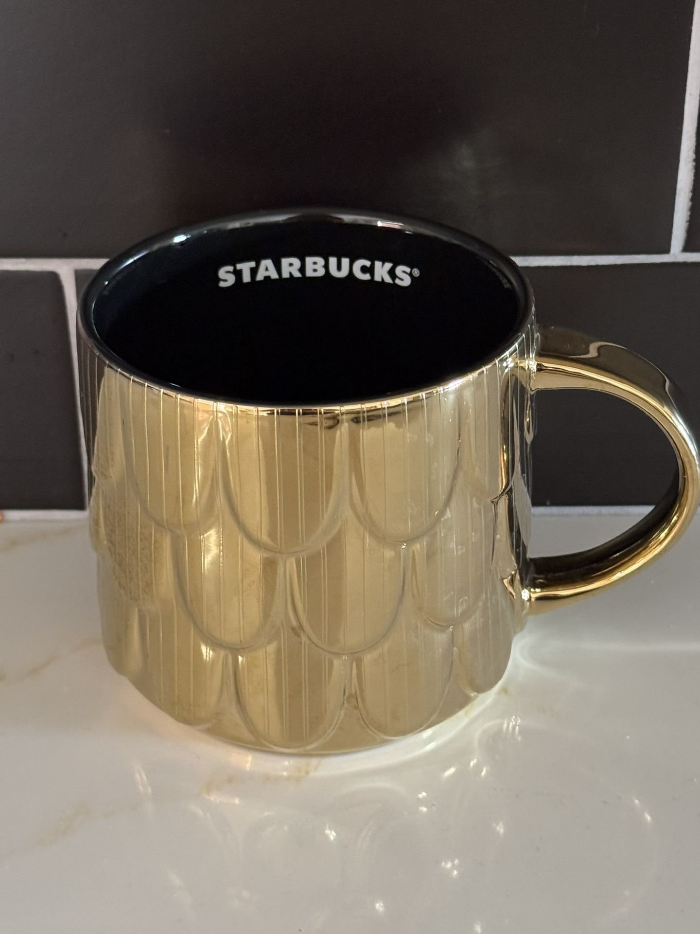 STARBUCKS Gold Holiday Mug Ceramic Mermaid Scales Scalloped 14 fl oz