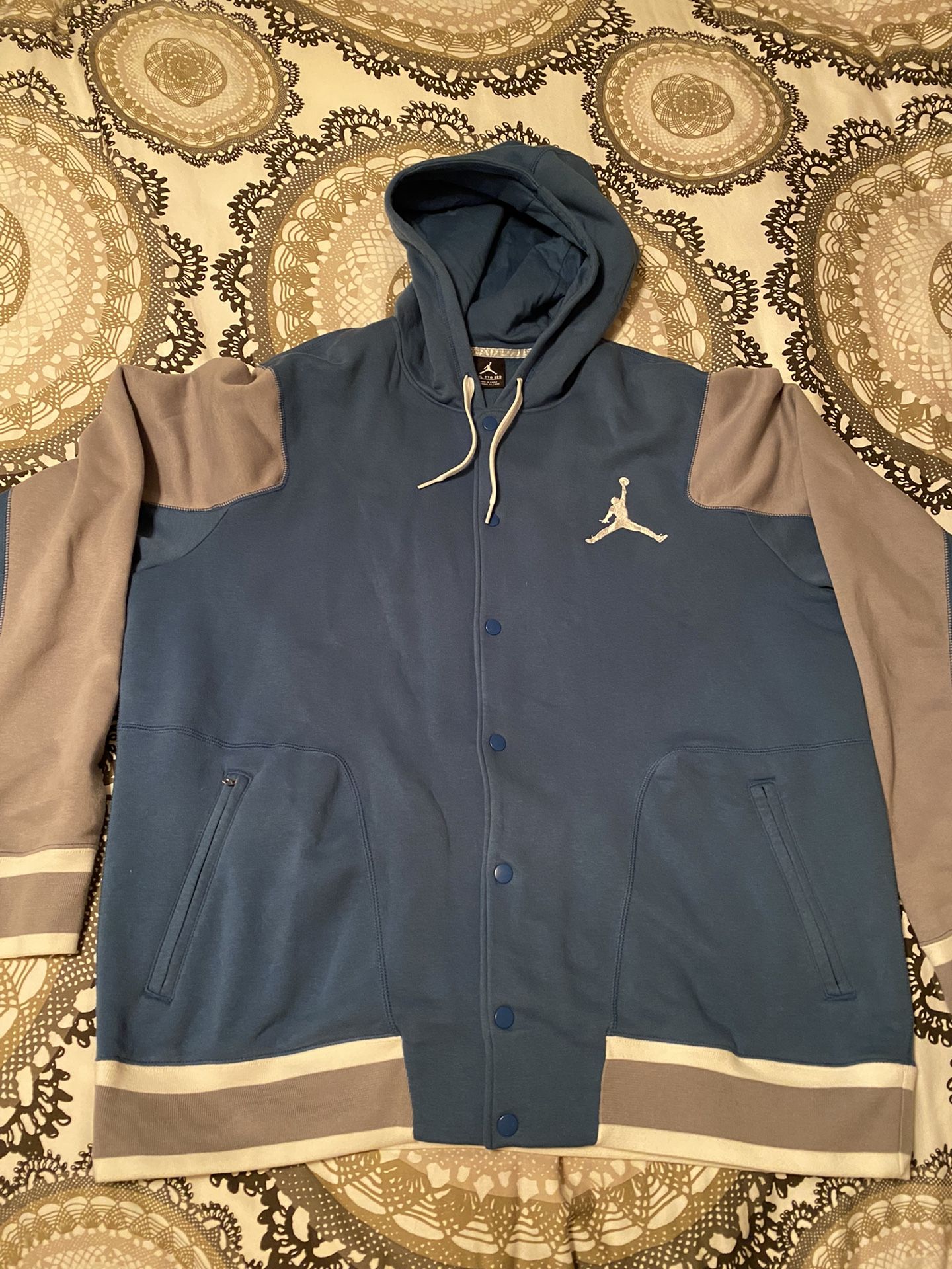 Air Jordan Varsity Jacket/sweatshirt