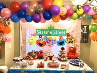 Sesame Street party decorations