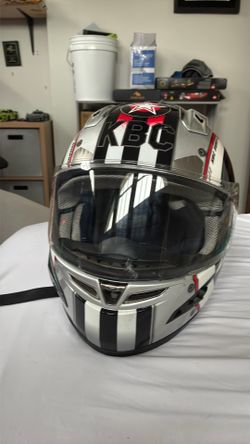 Motorcycle helmet