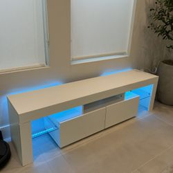 LED TV CONSOLE TABLE 