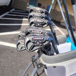 Golf Clubs! Men's Complete Set! Adams & Titleist!