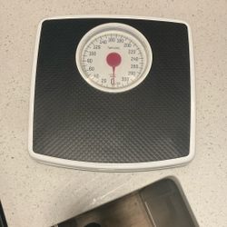 Taylor battery-free Scale